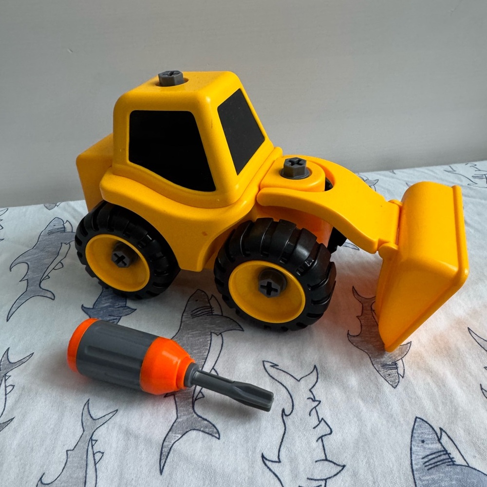 Construction Vehicles - Toy Set - Picture 4 of 6